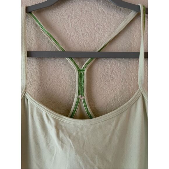 Lululemon green workout tank size 10 - Picture 5 of 5